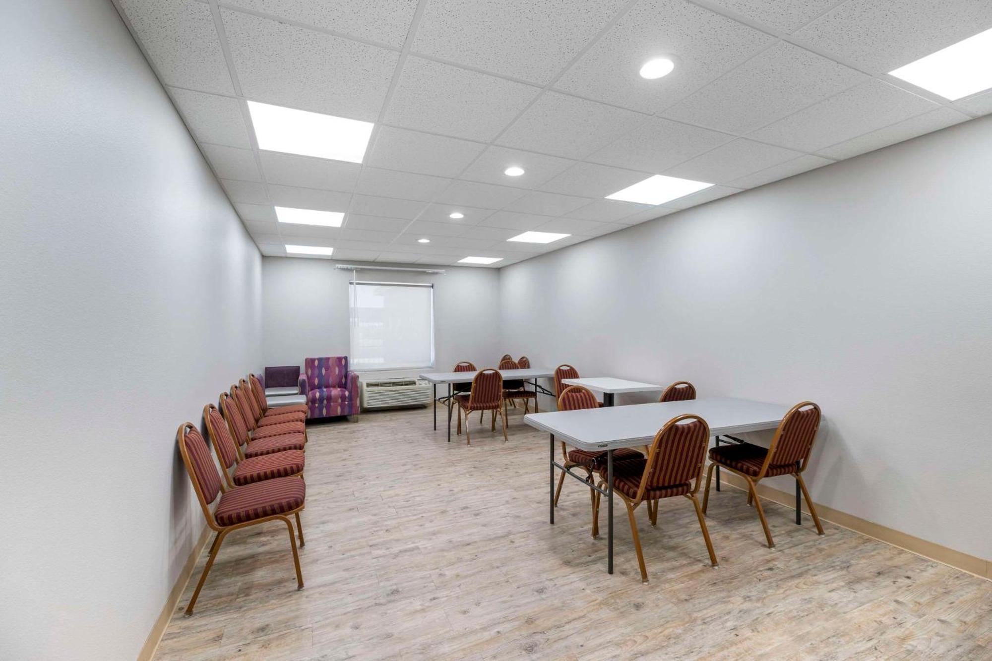 Quality Inn & Suites Carlsbad Caverns Area Εξωτερικό φωτογραφία