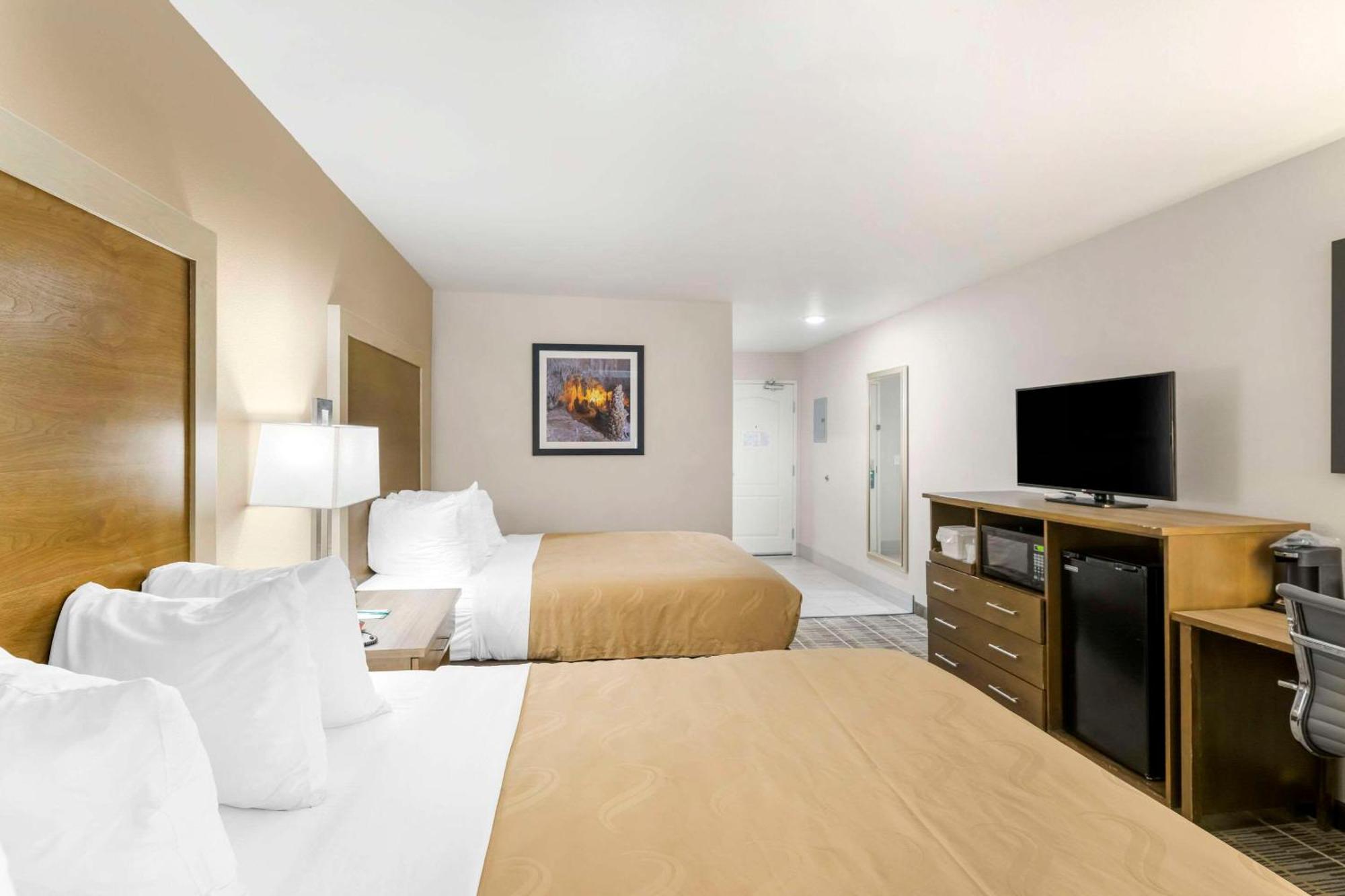 Quality Inn & Suites Carlsbad Caverns Area Εξωτερικό φωτογραφία