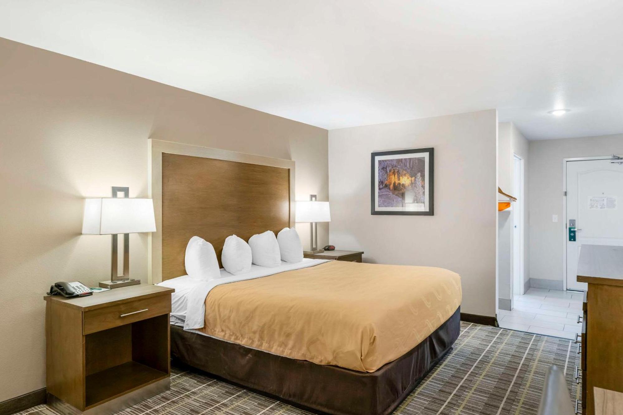 Quality Inn & Suites Carlsbad Caverns Area Εξωτερικό φωτογραφία
